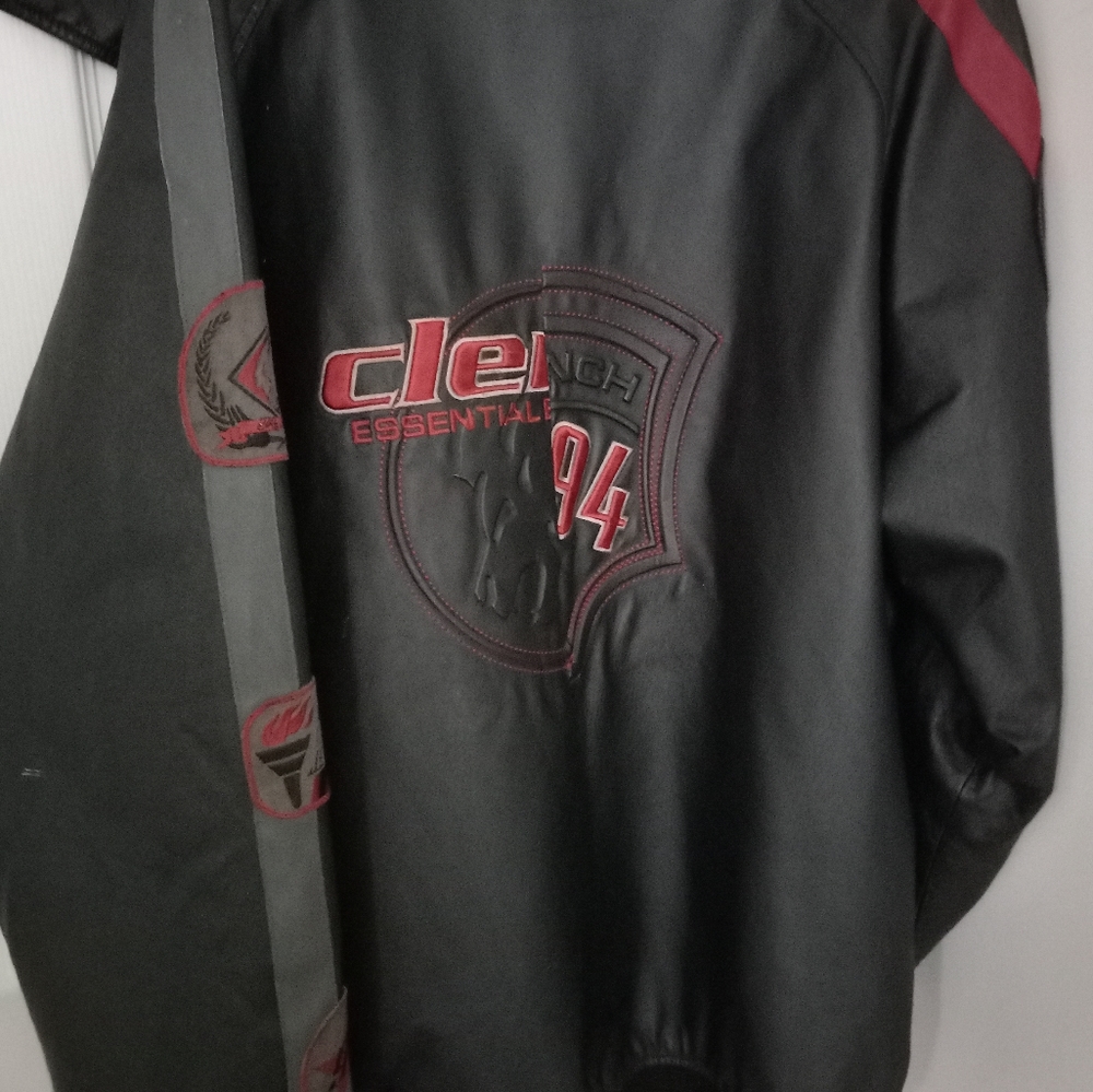Clench leather jacket with design sixe3x